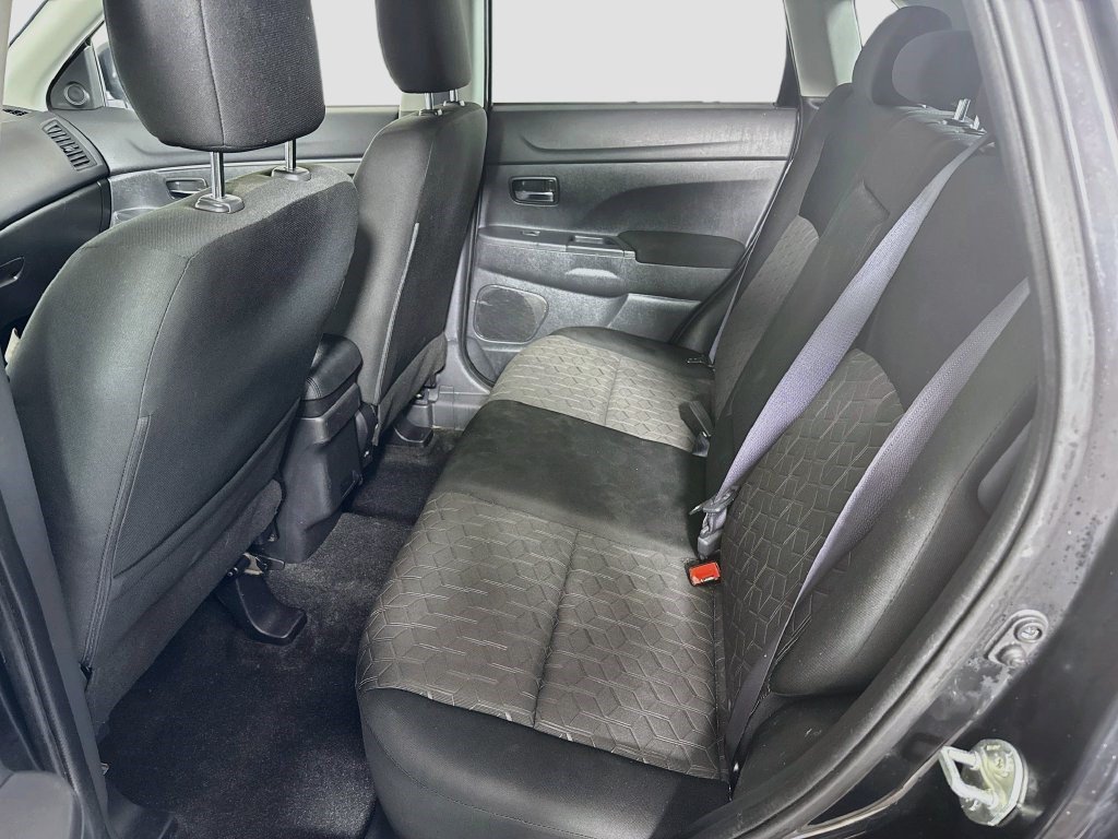 Used 2024 Mitsubishi Outlander Sport AWD image 23