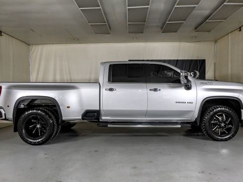 Used 2021 Chevrolet Silverado 3500 High Country w/ Snow Plow Prep/Camper Package image 6