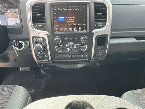 Used 2017 RAM 1500 Big Horn AWD/4WD image 24