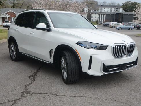 Used 2026 BMW X5 xDrive40i AWD/4WD image 6