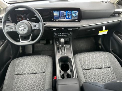 New 2026 Nissan Kicks SV w/ SV Premium Package image 14