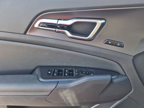 New 2026 Kia Sportage SX image 6