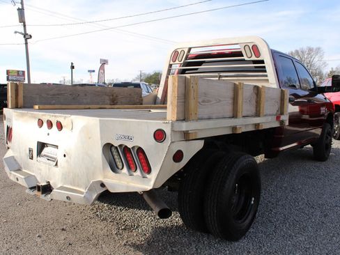 Used 2016 RAM 3500 Tradesman w/ Chrome Appearance Group image 9