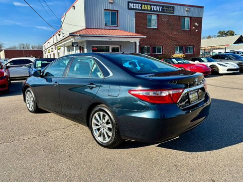 Used 2015 Toyota Camry XLE image 6
