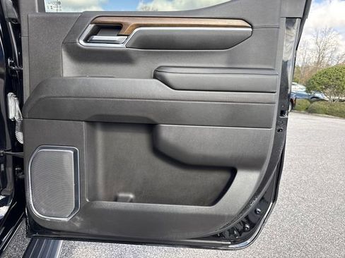 Used 2024 Chevrolet Silverado 1500 High Country w/ High Country Premium Package image 33