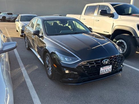 Used 2021 Hyundai Sonata SEL w/ Convenience Package image 2