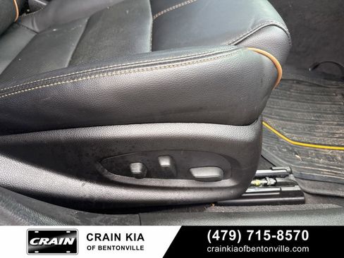 Used 2017 Chevrolet Impala Premier FWD image 9