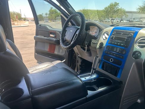 Used 2005 Ford F150 Lariat RWD image 19