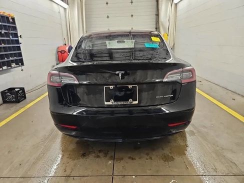 Used 2018 Tesla Model 3 Long Range image 4