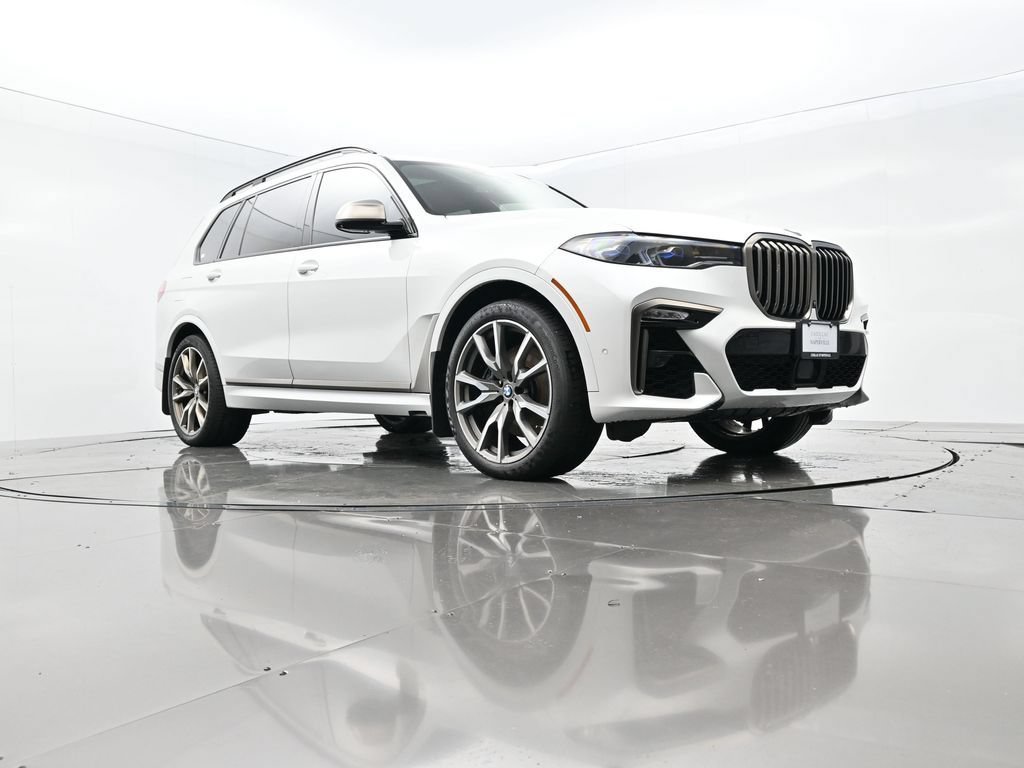Used 2021 BMW X7 M50i w/ Dynamic Handling Package AWD/4WD image 51
