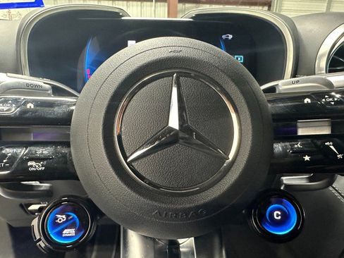 Used 2022 Mercedes-Benz SL 55 AMG 4MATIC image 36