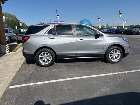 Used 2023 Chevrolet Equinox LT image 6