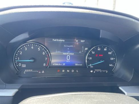 Used 2021 Ford Explorer XLT RWD image 11