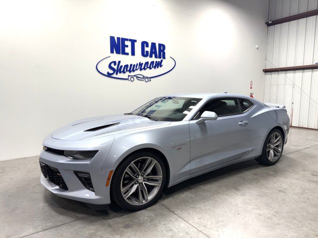 Used 2017 Chevrolet Camaro SS RWD image 5