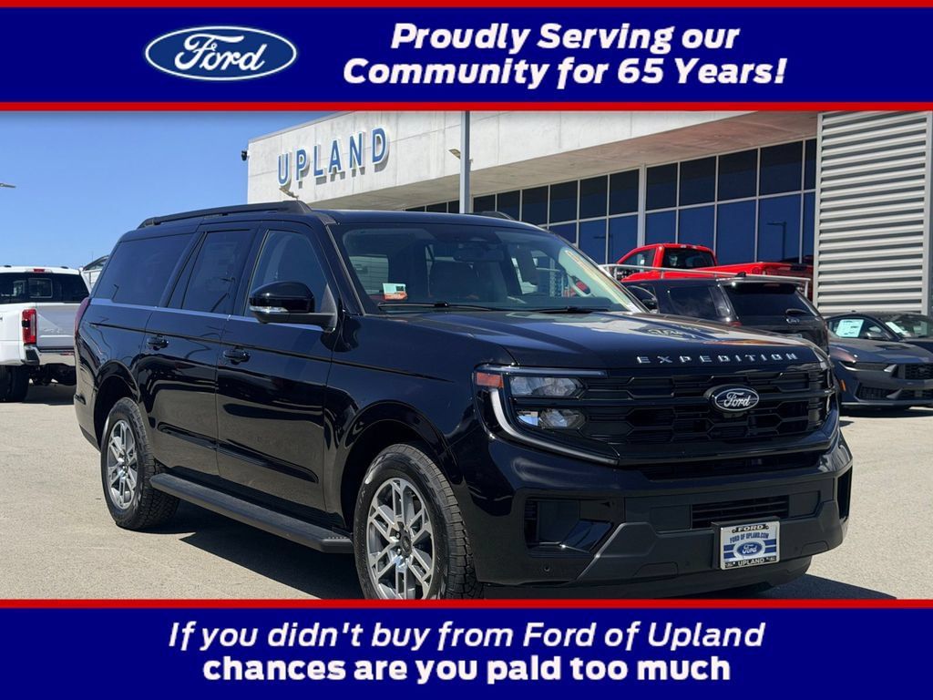 New 2026 Ford Expedition Max Active AWD/4WD image 1