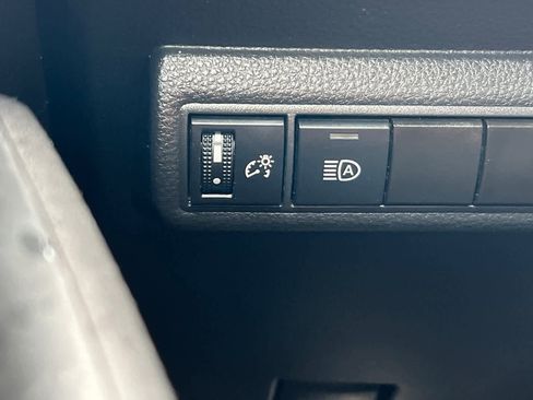 Used 2023 Toyota Corolla LE image 30