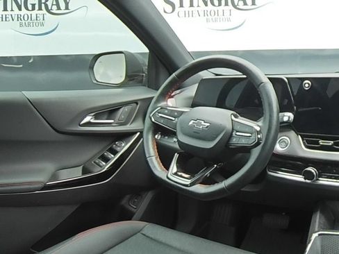 Used 2025 Chevrolet Equinox RS w/ Safety and Technology Package FWD image 19