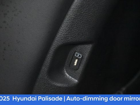 Used 2025 Hyundai Palisade Calligraphy image 28