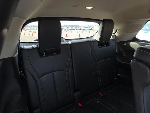 Used 2025 INFINITI QX60 Luxe image 10