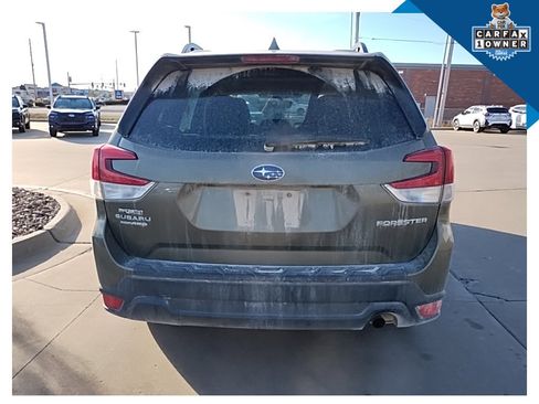 Certified 2023 Subaru Forester Premium image 8