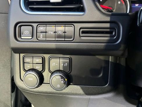 Used 2023 Chevrolet Tahoe LS image 30