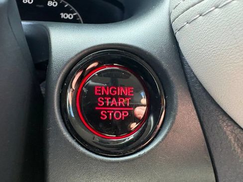Used 2025 Honda HR-V LX image 20
