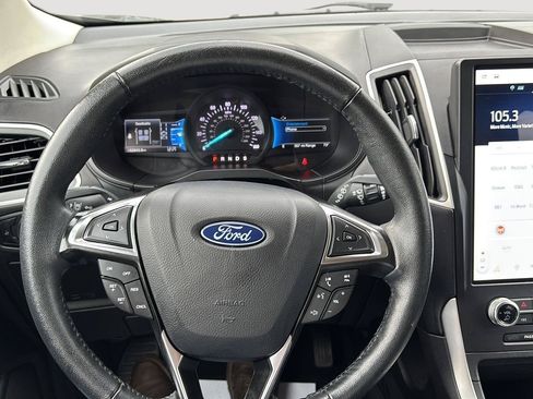 Used 2024 Ford Edge SEL AWD/4WD image 18