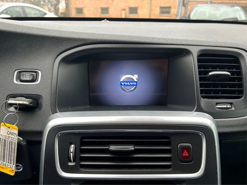 Used 2013 Volvo S60 T5 image 24