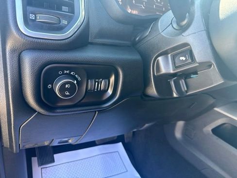 New 2026 RAM 2500 Laramie w/ Night Edition AWD/4WD image 17