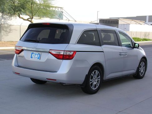 Used 2011 Honda Odyssey EX image 5