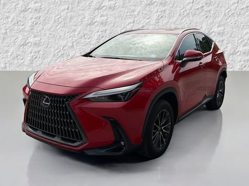 Used 2025 Lexus NX 250 NX 250 Premium w/ Towing Package (2000 Lbs) image 7