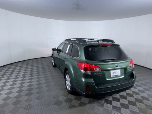 Used 2011 Subaru Outback 3.6R Limited w/ PWR Moonroof Pkg AWD/4WD image 7