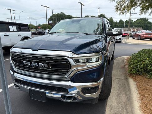 Used 2024 RAM 1500 Limited AWD/4WD image 3
