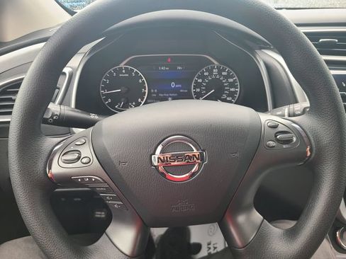 Used 2022 Nissan Murano S AWD/4WD image 12