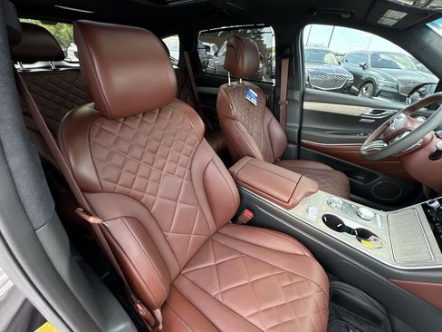 Used 2025 Genesis GV80 3.5T Prestige AWD/4WD image 31