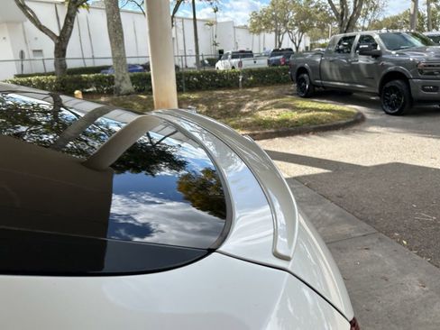 Used 2024 BMW X6 M60i w/ Climate Comfort Package image 20