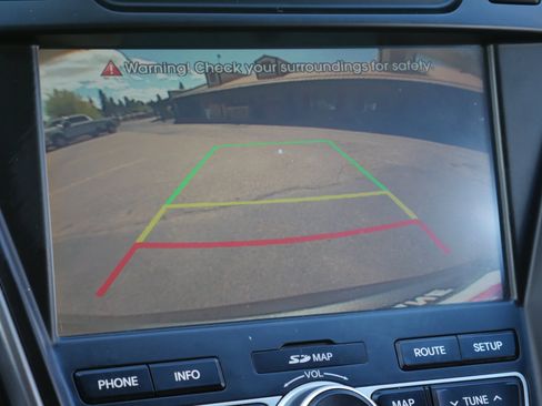 Used 2014 Hyundai Santa Fe Sport 2.0T w/ Navigation Package 06 AWD/4WD image 12