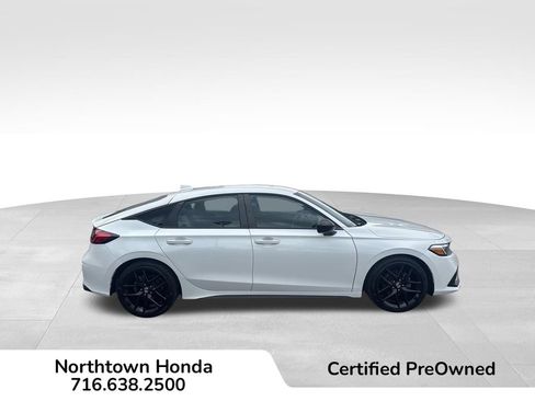 Used 2023 Honda Civic Sport image 3