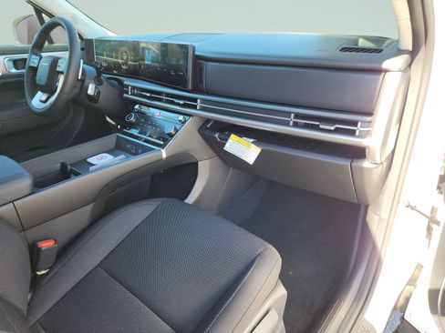 New 2026 Hyundai Santa Fe SE FWD image 11