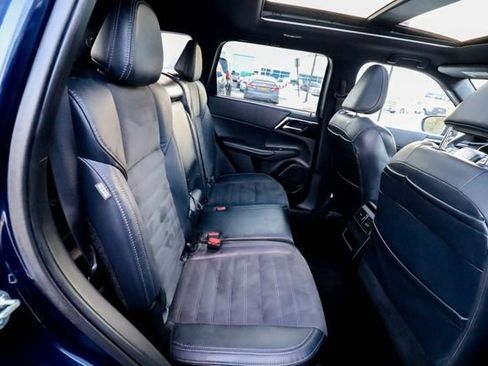 Used 2022 Mitsubishi Outlander SEL Black Edition image 51