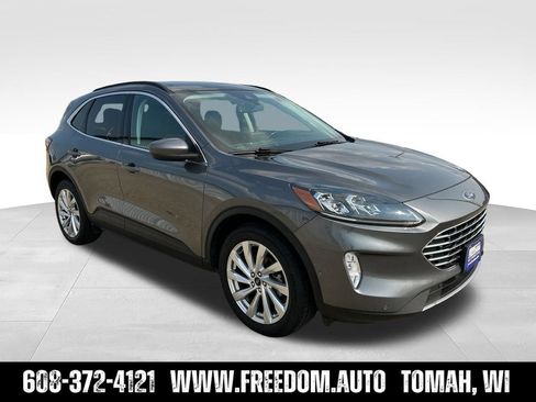 Used 2021 Ford Escape Titanium w/ Titanium Elite Package AWD/4WD image 3