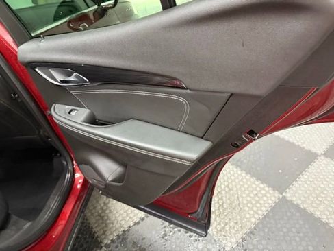 Used 2022 Buick Envision Preferred image 39