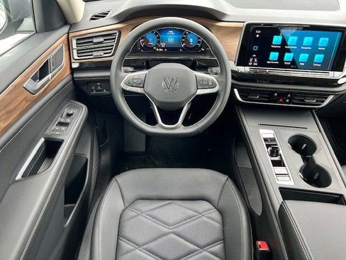 New 2026 Volkswagen Atlas SE image 22