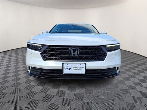 Used 2024 Honda Accord EX-L image 2