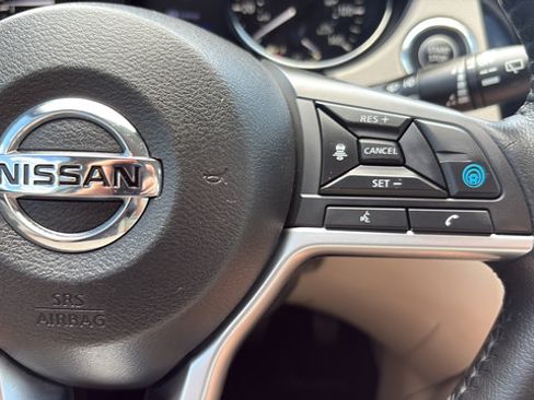Used 2021 Nissan Rogue Sport SL w/ Premium Package AWD/4WD image 10