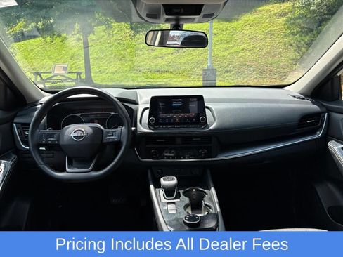 Certified 2025 Nissan Rogue SV AWD/4WD image 9