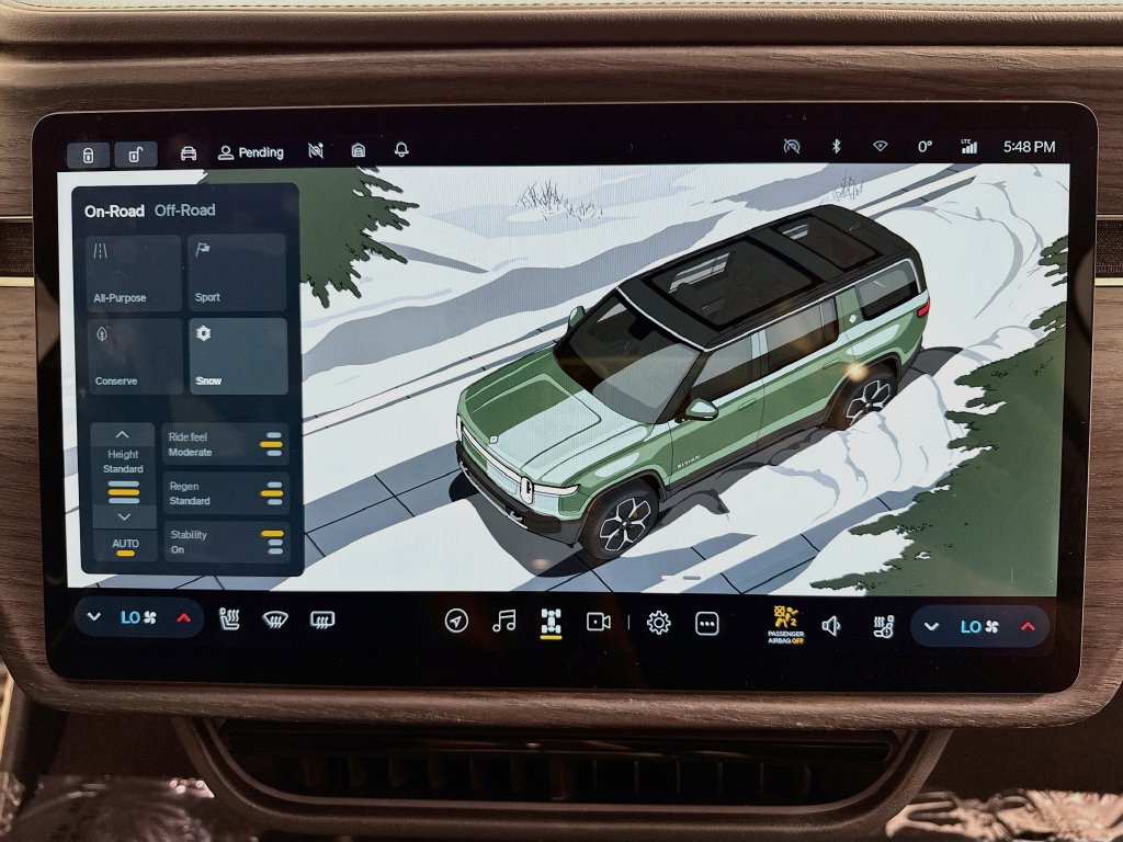 Used 2024 Rivian R1S Adventure Quad AWD/4WD image 42