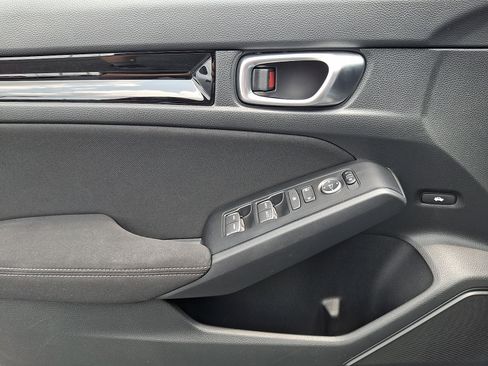 Certified 2023 Honda Civic EX image 11