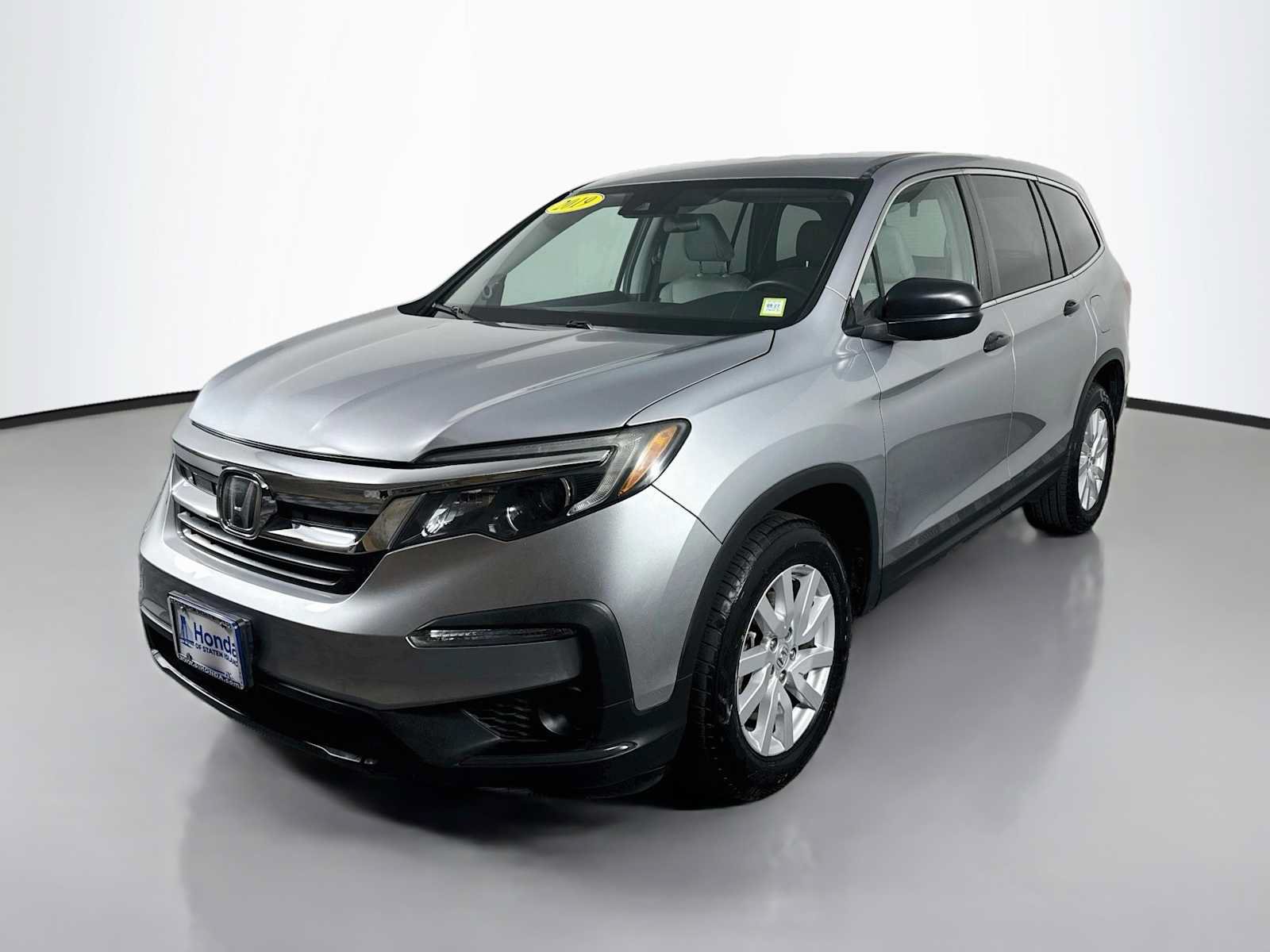 Used 2019 Honda Pilot LX image 1