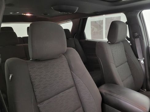 Used 2024 Dodge Durango SXT w/ SXT Blacktop Group image 37